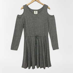 Lilis Closet Gray Cold Shoulder Jamma Dress